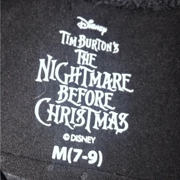 🔥 SOLD🔥🎄Disney nightmare before Christmas graphic tee - Picture 3 of 4